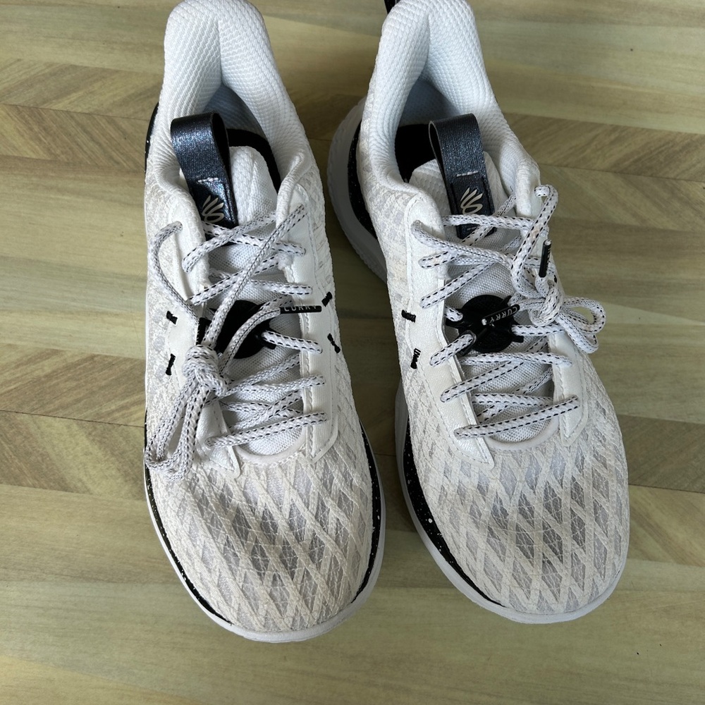 Under Armour Steph Curry Basketball Shoes